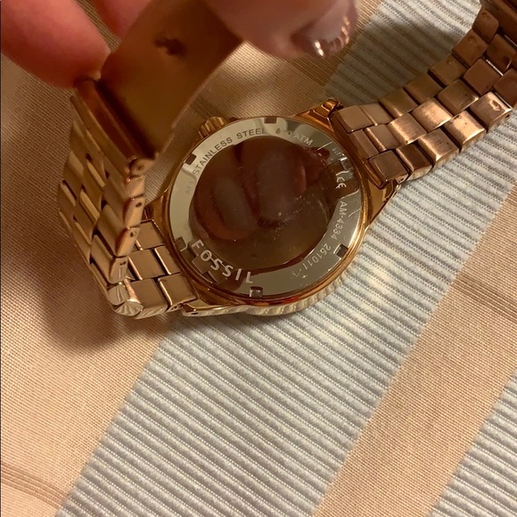 Ladies Fossil watch - Picture 4 of 5